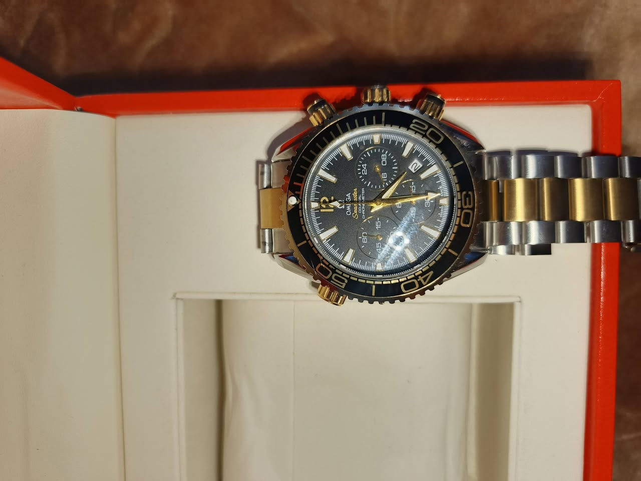 ساعه اؤمكه مستخدمه سعر خاص ***********
