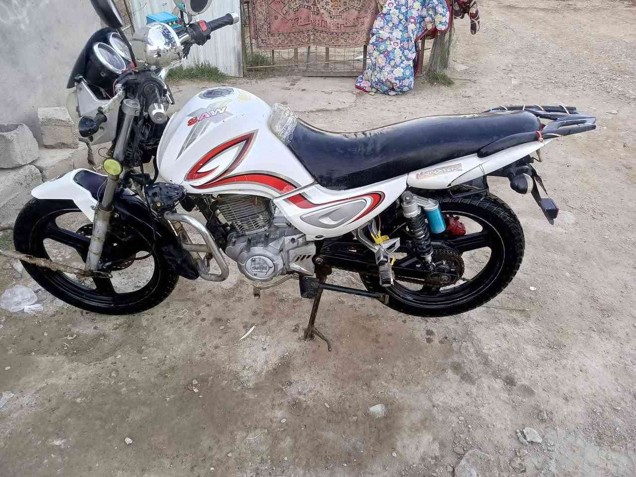 السلام عليكم يوجد سنكي للبيع موديل 2018
 .السعر 550وبيه مجال .الاتصال علا هاذة الرقم  *********** المكان الضلوعيه قرية الامين
 قرب جامع الامين امحارب ال سامرائي
