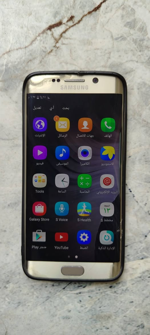موبايل للبيع كله شغال بفطر باللمس الذاكره 32 السعر 60 وبي مجال***********
