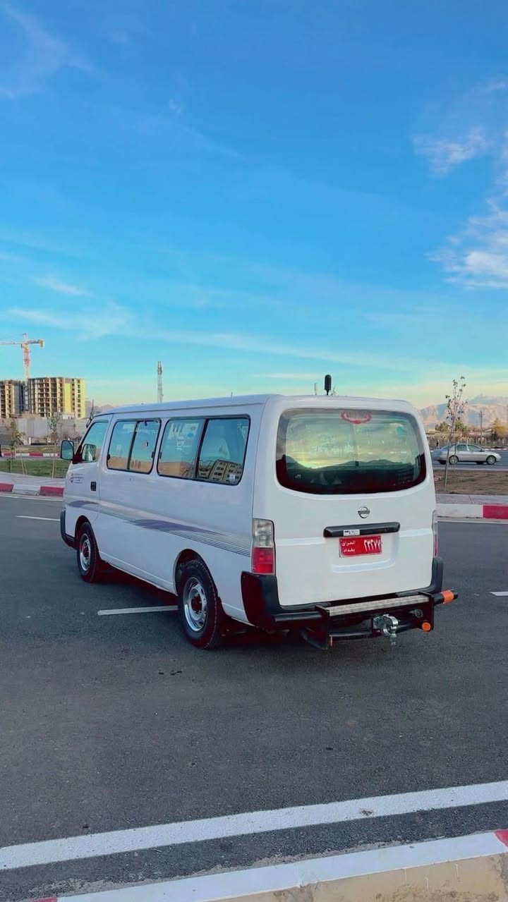 ‎نیسان یورڤان 2002 سپی نمونە لە جوانی 
ئارم سلێمانی بەناو خۆمەوەیە 
‎گێڕ مەکینە ئەکسل بەشەرت
‎ چوار تایەی لۆکی لەژێرە
‎ تەقەو ڕەقە بەشەرت
‎ دەرگاکەی کراوە بە کارەبایی
‎ سیستەمی غازی بۆ بەستراوە 
‎ شاشە ئایپاد
‎ کامل کوشنەکانی تازە بەستراوە
‎ ١٠٩ گەڵا و مەجال
‎ ناونیشان ڕانیە
 *********** رانية, السليمانية
