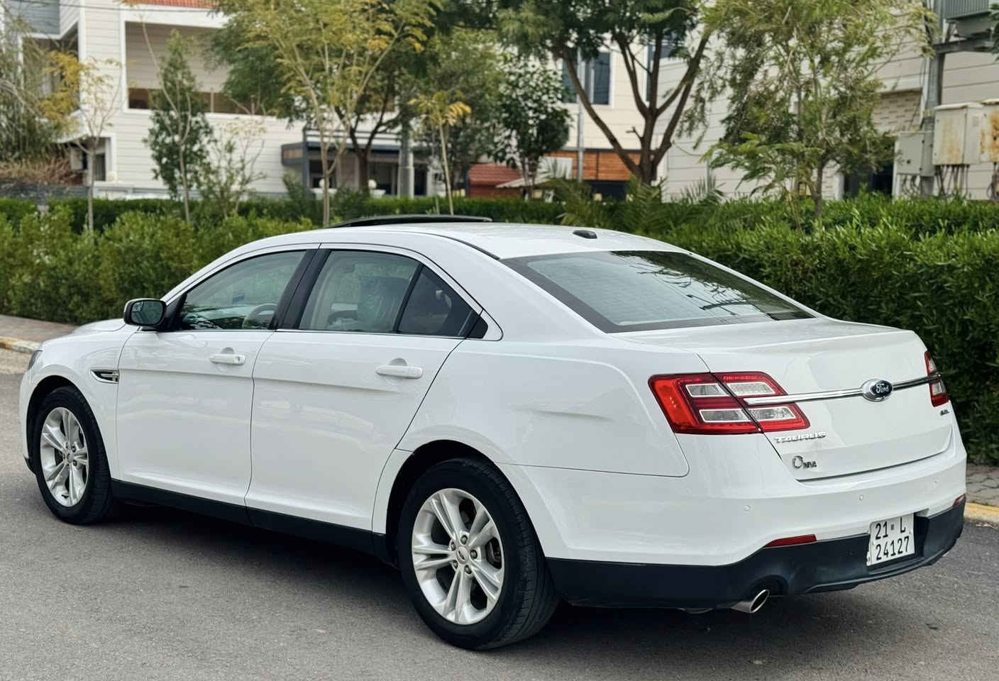 السَلٱمٌ عـَلـْيگمّ
سعر113ورقه
للاتصال ***********
فورد تورس 2013 خليجي 
شريكه نيفا
فول موصفاتsel 
محرك 6 سلندر  
حجم محرك 3500
 سونار مرفقه
كشنات امامي كهربايي 
دواخل سياره جديده
سقف سلايت(فتحه)
شاشه جبير+شاشه لمس
حساس  خلفي 
كاميره خلفي
لايتات زنون 
وثبيت سرعه 
مانع انزلاق 
 تبري تدفئة شغال
كير محرك جديد شرط
صدر امامي خلفي جديد
تخم تايرات جديد
‏كهربائيات—كله شغال -
شرط سياره جاهزه 
تحويل مباشر
سياره مابي نواقص بدون مصرف 
رقم سليمانيه 
رقمه وسنويه جديده لحد 2027
شرط تحويل او غرامه 
تحويل مباشر 
عنوان ديالي خانقين ✅
