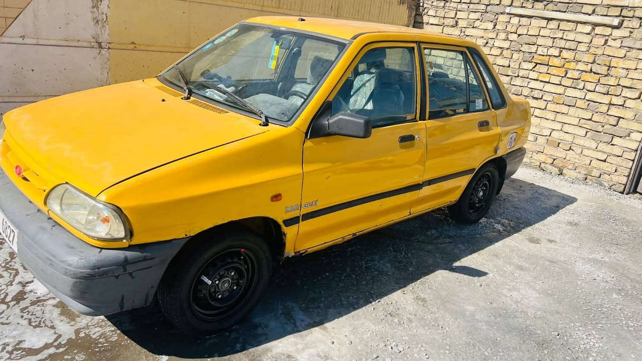 سلام عليكم شباب
سايبا 2011 للبيع سيارة خير من الله سنوية 2031 مصفر ه‍يئة وغرامات تخم تاير تخم ويل صدر خير من الله كير ومحرك خير من الله المحرك خيط بخار كلش خفيف رقم بغداد الدولي السيارة باسمي سعر 25 وبيها مجال 
رقم ***********
