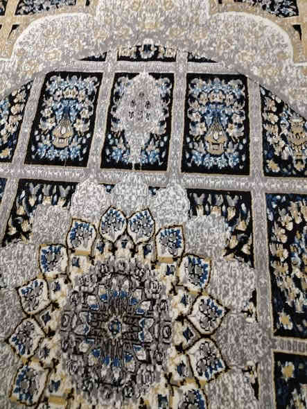 زوالي ايرانيات كاشان 440شان عدد 2 القياس 3×4 السعر الزوج 150وبيهن مجال قليل العنوان كوفه شارع المطار الجديد فرع اسواق فدك  للاستفسار على الرقم أو مراسله واتساب ***********
