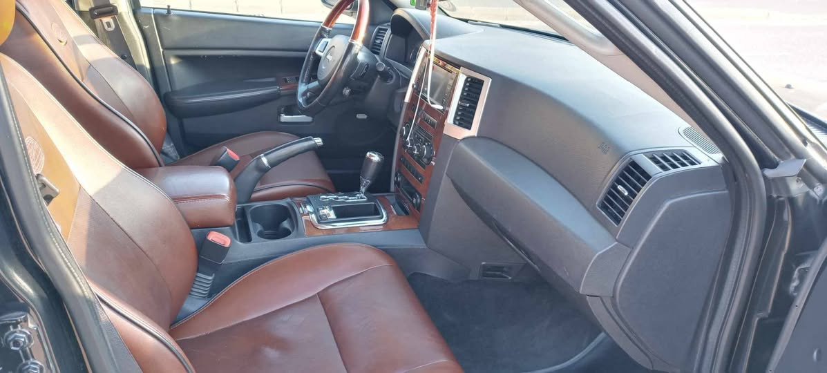 جیب لاریدۆ مودیل ‌2009 
v8  5.7 hime ovar land
فولفول 
بۆیاخ تەنک سەدەف 
پارچەو نیویکی بۆیاخە بیناوگرتن 
4چوارتای لۆک 
کوشن جڵد هیتەر خەزن میمۆری
تەعدیل سورعە 
سڵاید شاشە کامیرە
تەبیرید ساردوگەرم بەشەرت 
گیرومەکێنەو ئەکسل بەشەرت مەکێنەی نەکراوەتەوە 
دەبڵ ئەکسل بەشەرت 
سپیری دانەبەزیوە 
بەشەرتی سەد فیتەر
شوین هەورامان بیارە ***********

145 کەمی مەجال حلبجة, السليمانية
