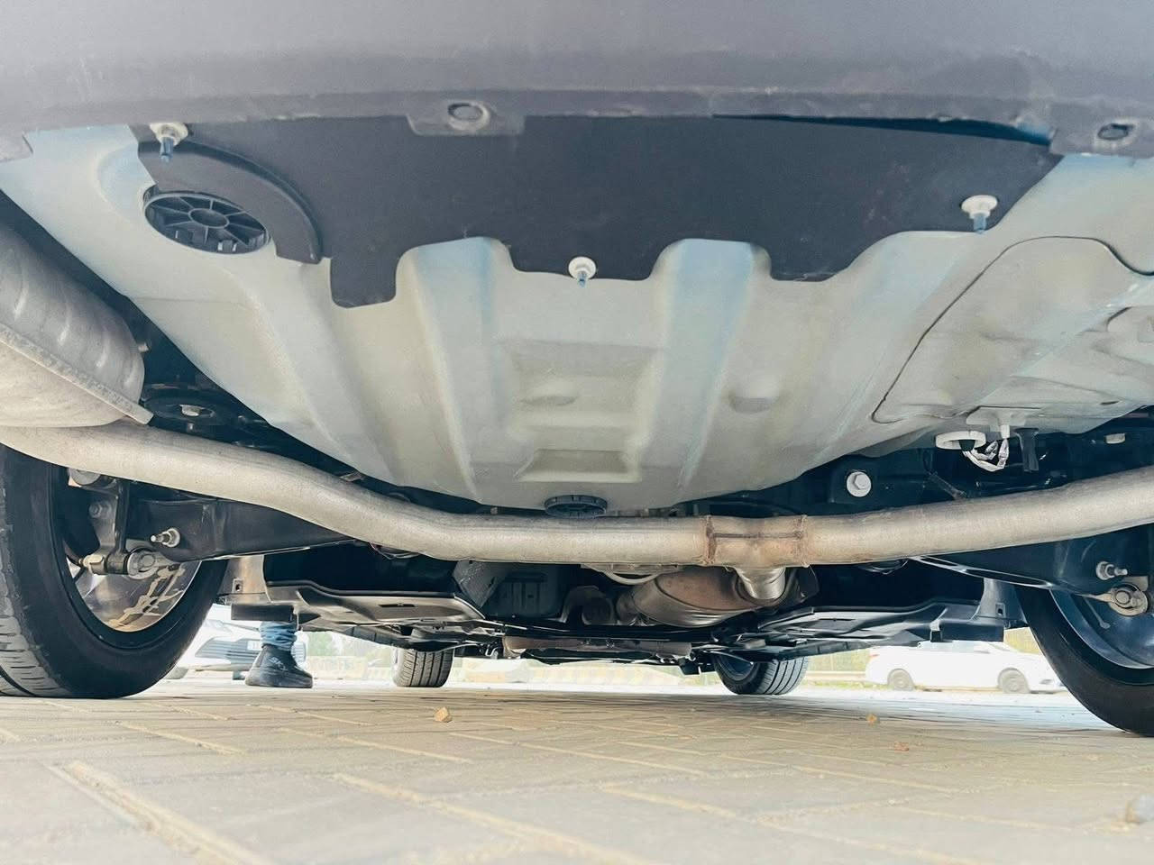 السلام عليكم
متاح دوج شارجر أمريكي 22 اصل بغداد باسمي
بدون حادث تقرير غرق تعمل وتسير 
السياره جديده كفاله من البارد والصبغ والفتح والتبديل
ماشيه  55m حقيقي
السعر 260$ وبيه مجال بسيط
ناصريه مركز
***********
