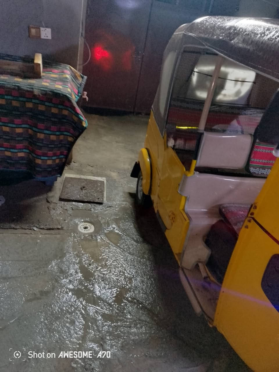 السلام عليكم تكتك22شهر ثامن رقم وسنويه بسمي بيه بارد رصعه بل لغد ونكادات يم دوسات مامسويهن المحرك زنجيل  مبدل بي لاستفسار على رقم***********
