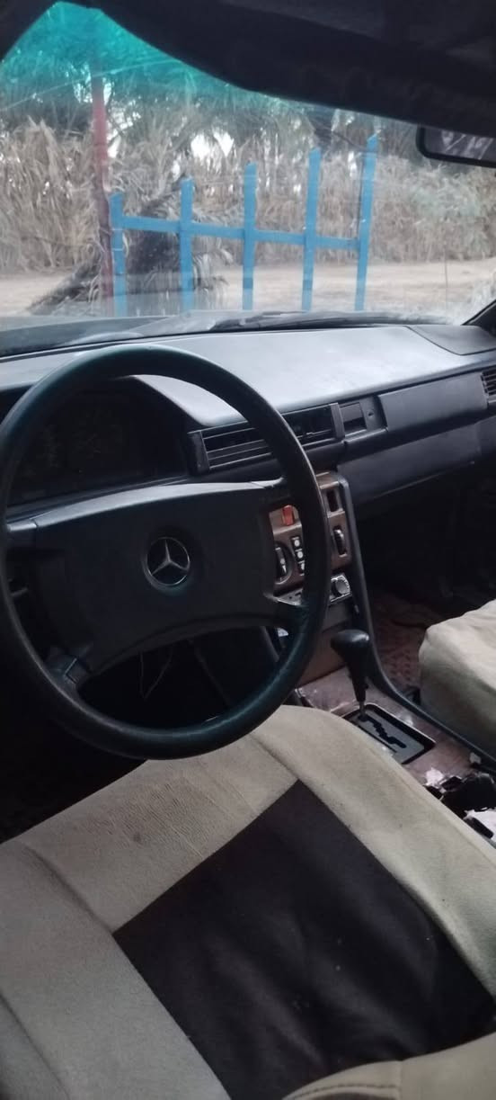مارسيدس دب E300 موديل 86
كير محرك بطه 2500 ديلكو شرط جدد حاويه
كهربائيات شغاله
حداديه 80%
زوج تاير جديد
سنويه لل2031 بسمي رقم 16 انكليزي
مكاني ذي قار 
باقي التفاصيل والصوره خاص او وات ساب
***********
للبيع أو المراوس
السعر ٣٣ ومجال قليل جدا
