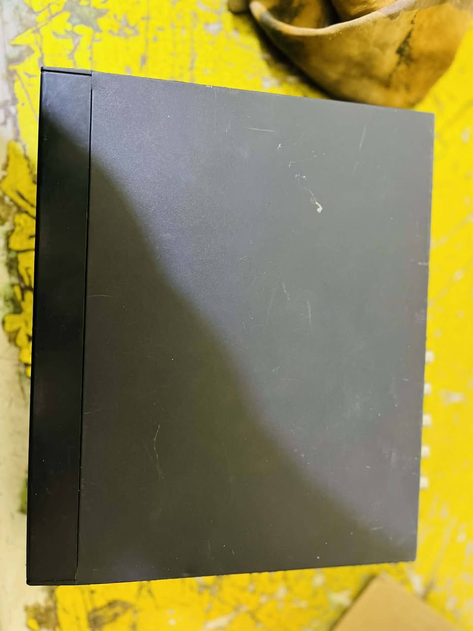 جهاز كامرات فالكون اصلي مع هارد خزن بيه 1 تيرا 8 جنل فقط جهاز مع محولة وهارد الخزن
للتواصل واتساب *********** 
عنوان بغداد المعامل السياحي
