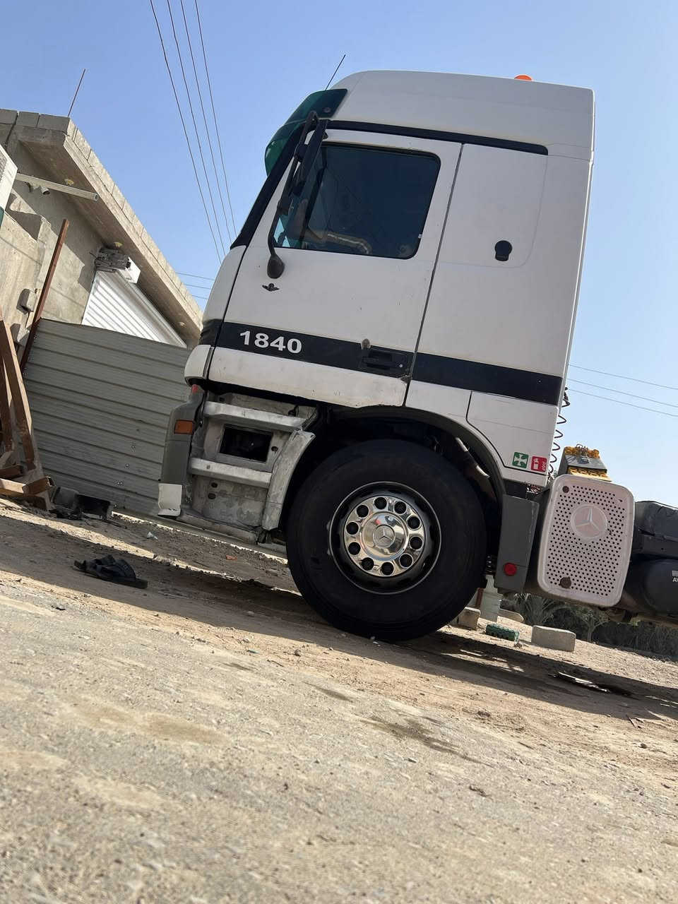 سلام عليكم 2003 رقم بصره سنويه حد 27 حديديه جديده سعر م150وبيههًً مجال ***********
