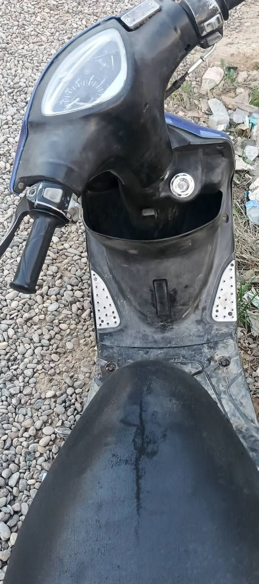 السلام عليكم دراجه البيع مال رمبه عايزة سلف كله شغاله /سعر ٤٥٠ بيه مجال /***********
