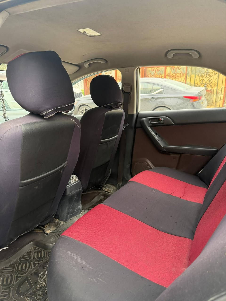 السلام عليكم سيراتو 2012  خليجي للبيع
صبغ على كد شبر باب السايق فقط 
محرك 1600 دوش 
ماشية ١٩٥٠٠٠
رقم سليمانية باسمي 
 السعر 105 
للإستفسار ***********
