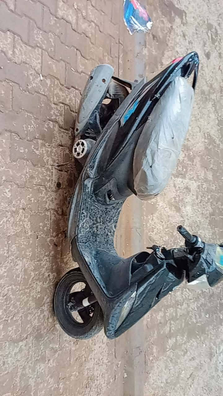 مكينه 49 نقص كلوبات سكنات

وبنزات بريك تخفيف بس مكينه ناعمه وخرسه لايت عالي ناصي شغال طوافه شغاله بك لايت شغال شخاطه نقص للبيع مكاني بغداد ٥٠٠وبيها مجال


**إذا كنت صاحب هذا الإعلان وتريد حذفه لأي سبب، رجاءا أرسل رسالة إلى الدعم الفني**