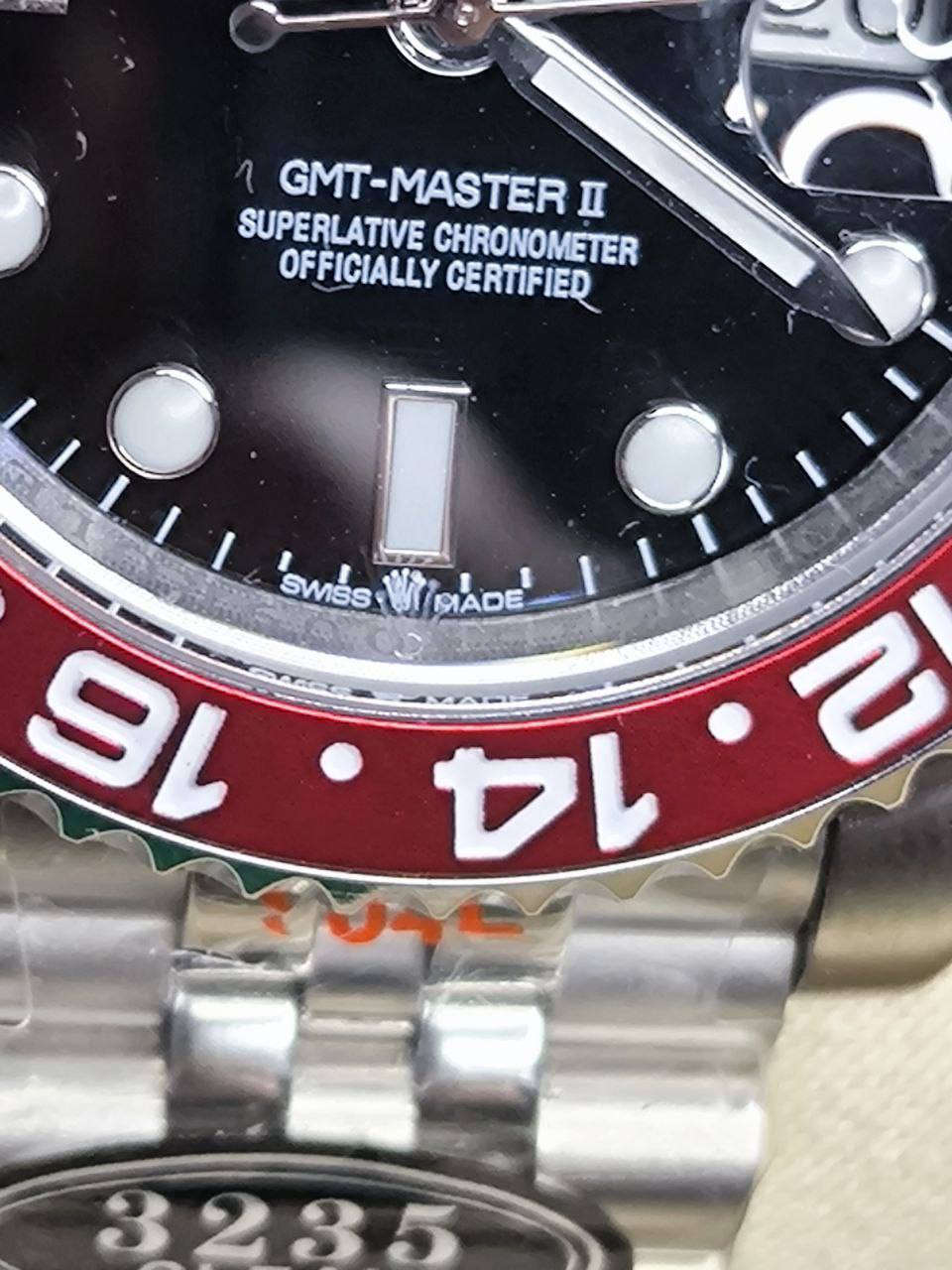 رولكس GMT سوبر ماستر ياباني🇯🇵
تحفة فنية 
مكينة اوتماتيك نصب وتكويك ياباني🇯🇵
هيكل وسوار 904L ضد الصداء 
ميناء اسود اسود فخم مزود بمنفذ تاريخ 
فول لامينوس ارقام و اميال 
زجاج زفير ضد الخدش 
مقاومة ماء وغبار 
رنك دوار جهتين 
دبل قفل اصلي  
قفل بحري
كامل الملحقات وكارتات الضمان والكتيب 

⚠️ملاحظة متوفر قطعة واحدة فقط 

السعر :- 185الف ع اول تم
للحجز والاستفسار يرجى مراسلة الصفحه


**إذا كنت صاحب هذا الإعلان وتريد حذفه لأي سبب، رجاءا أرسل رسالة إلى الدعم الفني**