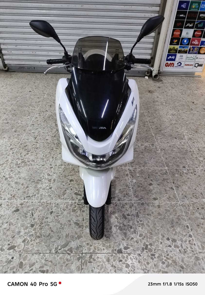 سلام عليكم دراجه بي سي إكس جيل الثاني ألون ابيض صدفي وارد ياباني
150حجم المكينه حساس ازدحام شغال استان كهربائي
مكينه اكلاجات كفاله عامه جامه اضافيه اصلي
بغداد حي النصر للاستفسار ***********
