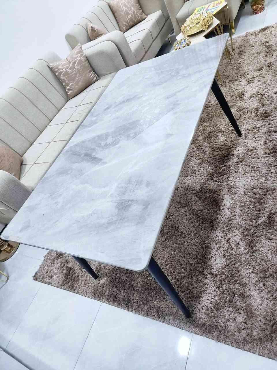 ميز طعام مرمر ثكيل أخو الجديد...
 ويا نايلون ثخين شفاف للحفاظ عليه
قياسه العرض ٨٠ والطول ١٤٠
و 6 كراسي السعر 225
العنوان بغداد حي الجهاد


**إذا كنت صاحب هذا الإعلان وتريد حذفه لأي سبب، رجاءا أرسل رسالة إلى الدعم الفني**