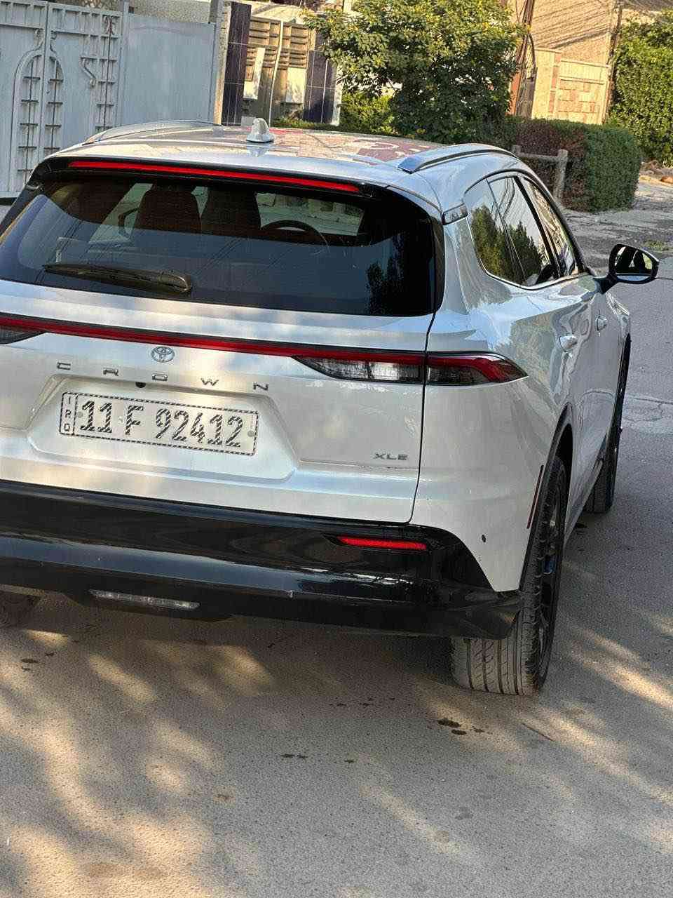 ✨ فرصة ما تتعوّض ✨مستعجل كلش

🚗 الموديل: كراون 2025
⭐ الفئة: XLE
💰 السعر: 270 دولار فقط ()

🔹 المواصفات:
 • محرك قوي واقتصادي
 • نظام دفع سلس ومريح
 • شاشة كبيرة + كاميرا خلفية
 • رادار / مثبت سرعة
 • مقاعد مريحة وتصميم فخم
 • استهلاك وقود ممتاز
 • السيارة نظيفة وجاهزة للاستخدام

📍 السيارة بحالة ممتازة حادث كلش حلو 
ملاحضه 
السياره ￼ بيها شخوط خفيفه و بيها قطرات حالوب غير واضحه بسيطه كلش
*********** بغداد, العراق
