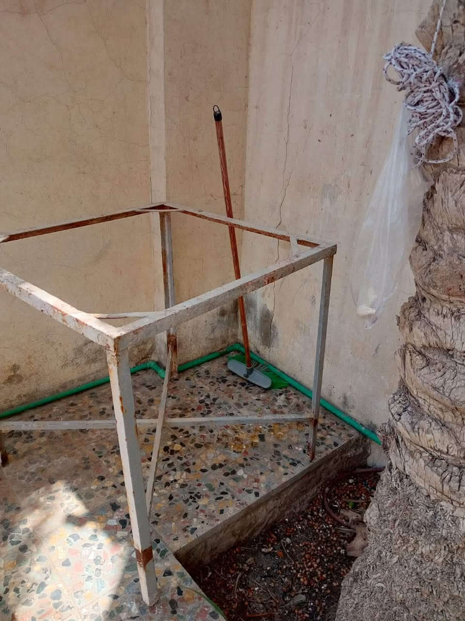 ميز مبرده مع سكيبه السعر ٢٠ وبيه مجال


**إذا كنت صاحب هذا الإعلان وتريد حذفه لأي سبب، رجاءا أرسل رسالة إلى الدعم الفني**