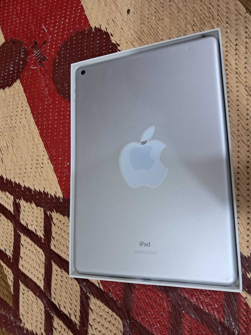 سلام عليكم ايباد نضيف للبيع مستخدم للدراسه
بطاريته تقريباََ 89 الئ 90
ستين افريم ثابتات المكان بغداد المدينه
السعر250 قفل


**إذا كنت صاحب هذا الإعلان وتريد حذفه لأي سبب، رجاءا أرسل رسالة إلى الدعم الفني**