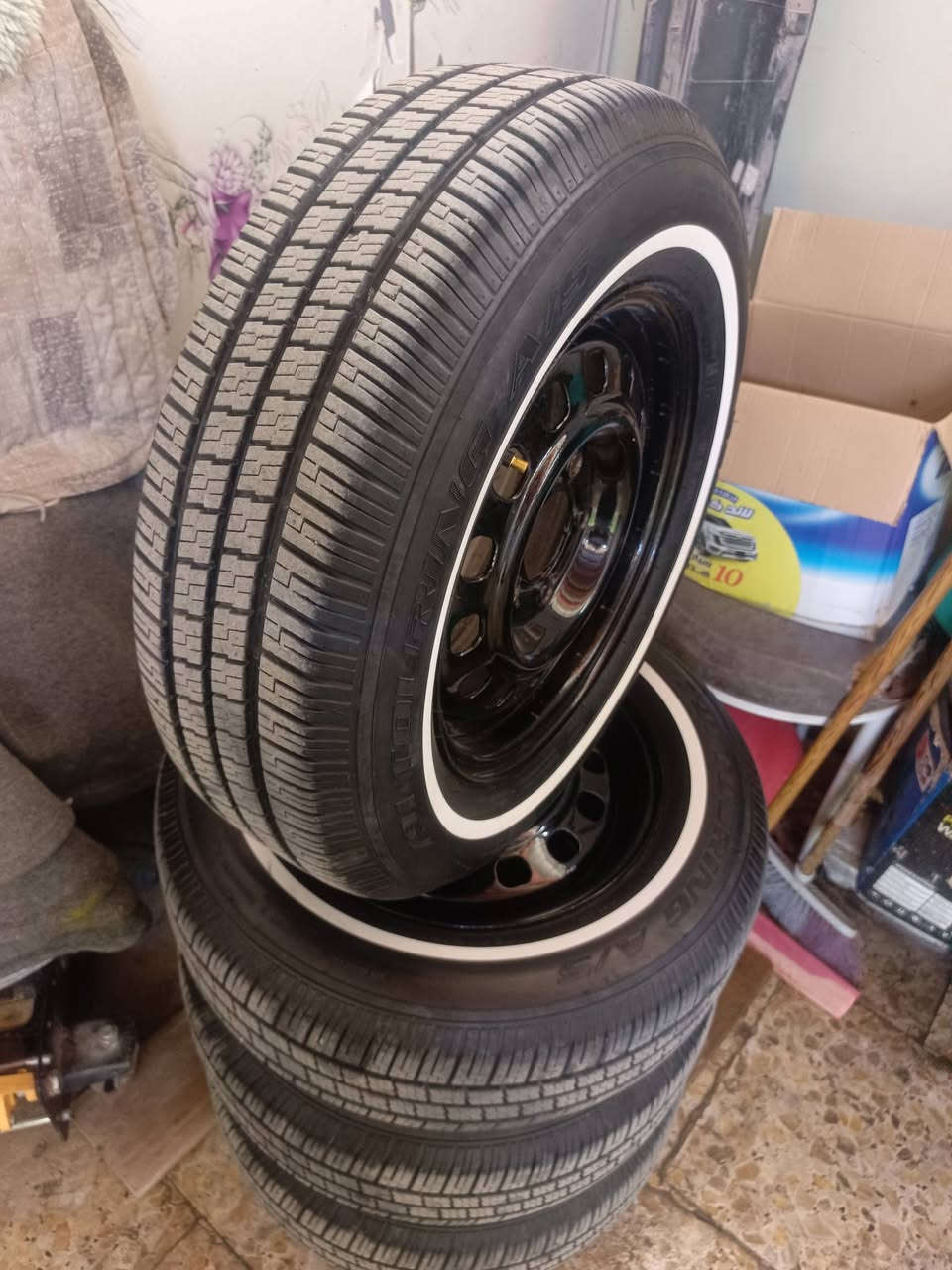 السلام عليكم 🌹

للبيع تحويره كامله 14 👇 

ترهم النترا و فورتي 🚙

حجم 185/70/14 جدد 👍

انتاج 25  /  نضيف جدد 🧐 

مكاني بغداد البلديات شارع 30 🛣️ 

*********** ☎️
