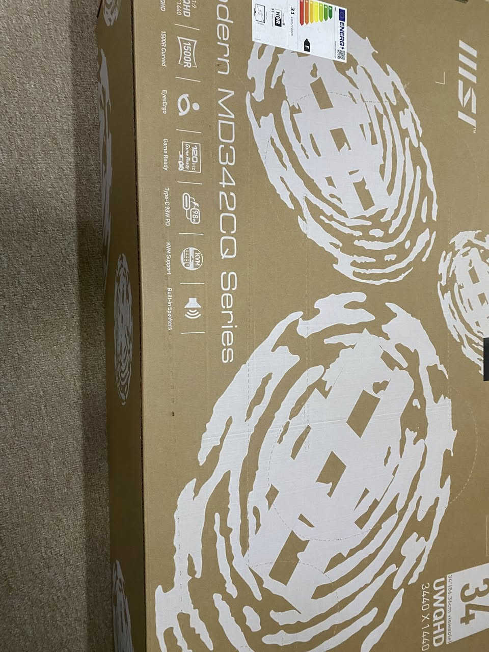 السلام عليكم

PC i5 _14400F  RTX 5060ti 16GB 
‏

كرت شاشة: MSI GeForce RTX 5060 Ti Shadow 2X

رام: Lexar THOR DDR5 RGB 32GB Kit
 

مذربورد: Gigabyte B860M K

SSD: Dahua C970 Plus NVMe M.2 512GB

تبريد مائي: Cooler Master MasterLiquid 240L Core ARGB

باور سبلاي: Aerocool VX Plus 650W

كيس: Antec VCX300
 مراوح RGB إضافية 

السعر 1,950,000

شاشه كيمنك  ‏MSI Modern MD342CQ

دقة UWQHD (3440×1440)
معدل تحديث 120Hz
شاشة منحنية انحناء 1800 
سماعات مدمجة
تدعم KVM
34 بوصه

السعر 425,000

UPS Rising
2000VA

السعر 75,000

كيبورد ألعاب Redragon SHIVA RGB
إضاءة RGB
مخصص للألعاب + مسند يد
أزرار ماكرو

ماوس ألعاب Redragon Ranger Lite
  8000 DPI
إضاءة RGB

سعر كيبورد والماوس 60,000

شباب كل هذني الغراض الكيس والشاشه والماوس والكيبورد وال UPS مشتريهن قبل شهرين ب تاريخ 2026/1/6 مع الوصولات والضمان سنه لكل قطعه بيهن من شركه (الإتيان) الي صايره ب شارع الصناعه 

ال PC طول الشهرين ما مستعمله 10 ايام وهواي عليها 10 ايام جديده 100% 
كلفتني 2,950,000 
واذا تاخذهن كلهن كل الغراض انزلك من السعر اكدر شويه

مكاني بغداد


**إذا كنت صاحب هذا الإعلان وتريد حذفه لأي سبب، رجاءا أرسل رسالة إلى الدعم الفني**