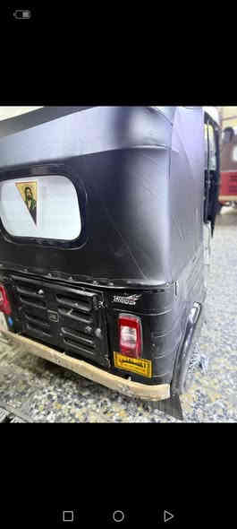 ألسلام عليكم تكتك للبيع مديل 2017 أوراق كامله المصطفى كشر مكفوله مكينه نضيفه لاتنقيص ولا تبخير السعر 2700 العنوان الكماليه شارع المصرف 😎
***********
