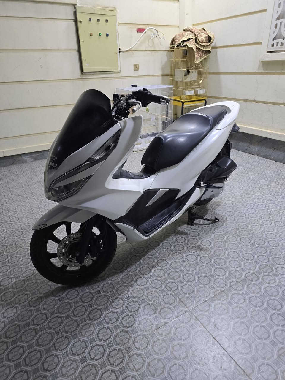 سلام عليكم،دراجه بي سي أكس جيل الثالث موديل ٢٠١٨ للتواصل خاص او على الرقم ***********
