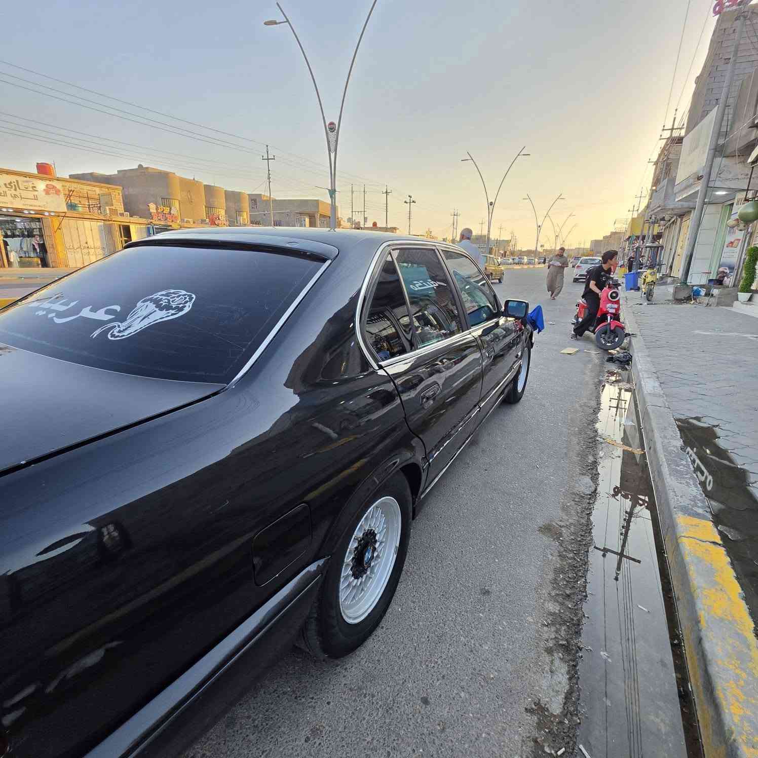 بي ام 525iA  رقم كركوك مشروع وطني 
وراعيها يريد تحويل تتحول وين ما تريد وبي محافضه 
كير عادي  مكينه كير كفاله عليه كير zf  مال صقر مكينه العدله 
تبريد ثلج 
حداده الخلفيه واكسل جدد  
الماميه ٥٠ بل ميه 
تخم تاير جديد 
مكفوله من الضربه ما عده بس هاي بدايت البنيد شويه 
عليها ادامه كامله المكينه 
نضافت غرفتها ٩٠ بلميه 

الضافات العليه 
الد احمر 
عين بلايت متغيره بهواي  اشكال 
نشره داخليه متغيره على تلفون  بل بطاين ودشبول والرضيه 
تضليل بنرايز الجامه الماميه  
وبعد بيها هواي سوالف تجي وتشوف بعينك 
سعر ٥٠ وبي مجال بسيط 
*********** تصال /وتساب مفتوح 
والي تعجبه عيونه اله الزبير, البصرة

