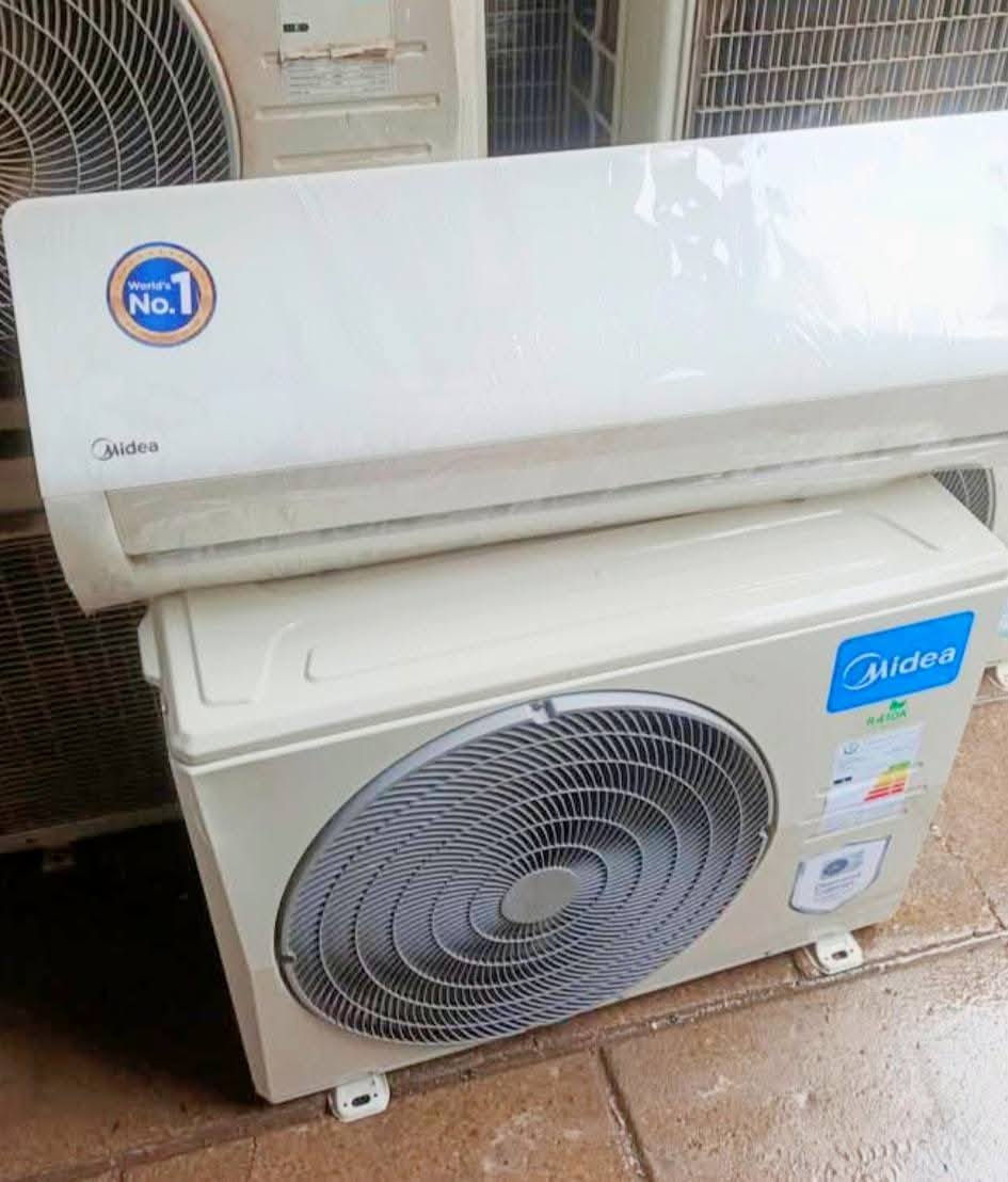 سبالت 3 بيهن ضمان نظافة 90% حجم طنين 
يعني جديد بدون كارتون  ويدلل الشراي 
مكاني ناصرية مركز *********** واتساب
