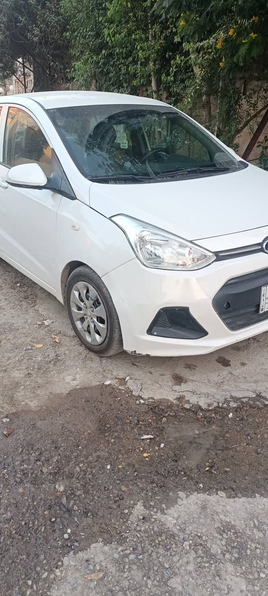 السلام عليكم
للبيع هونداي أي 10.
  موديل 16 
بيه صبغ جاملغ امامي 
بدون اي نقص كير مكينة حداديه مكفولات
 مكاني ديوانيه 
***********
