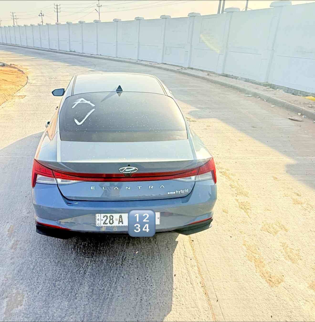 السلام عليكم 

للبيع فقط 
التفاصيل كلها واضحة بالصور مواصفات بلو BLUE فول عدا الفتحة

هايبرد حادث بسيط جدا فقط صبغ نصف جاملغ كفالة جاهزة من كلشي 
ماشية 94 مايل 

موديل 23

السعر 165$

مكاني نجف باسمي 
***********
