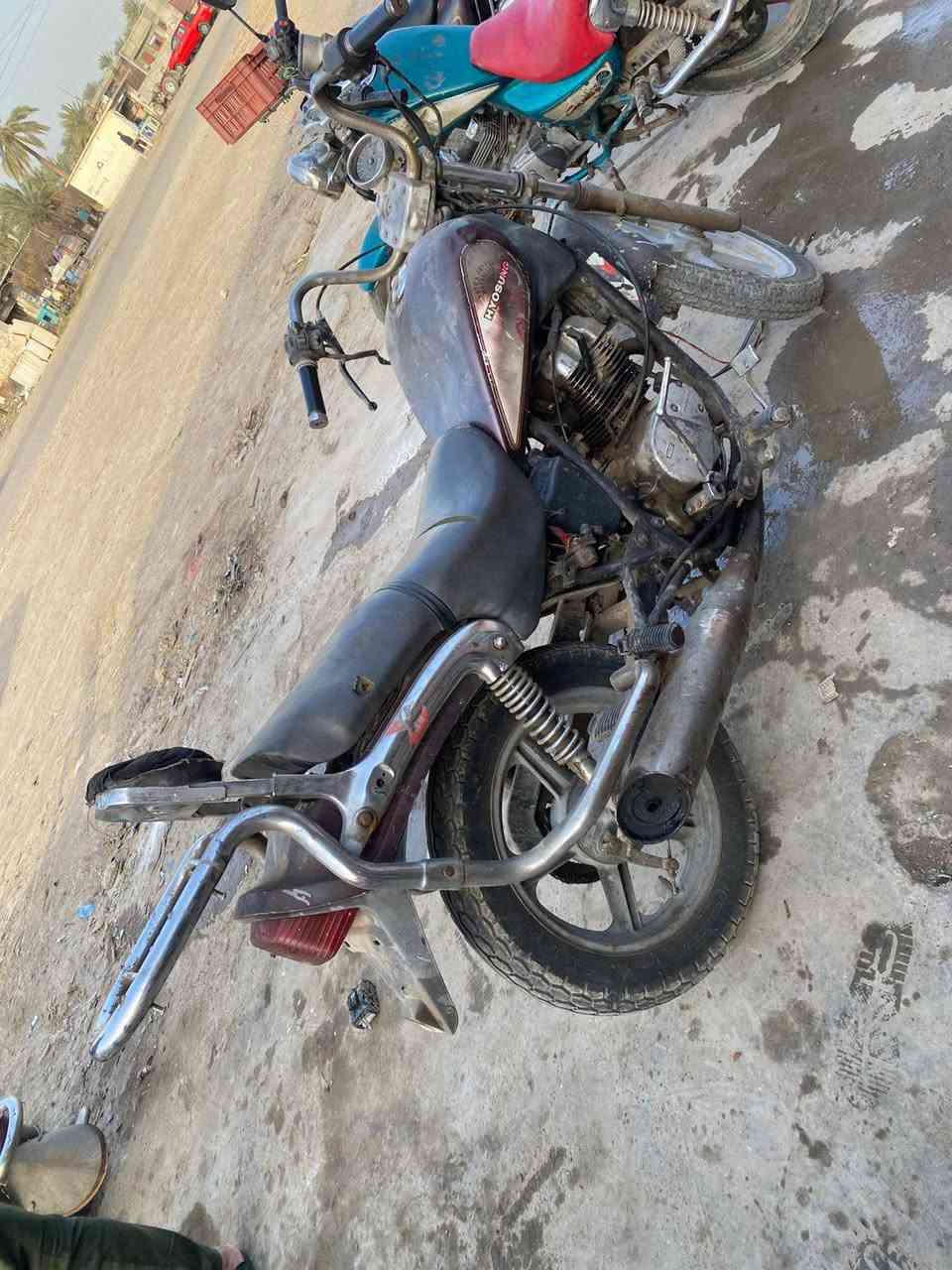 السلام عليكم هارلي للبيع ماطور شغال بس يرادله تلاحيض السعر 180وبي مجال ***********
