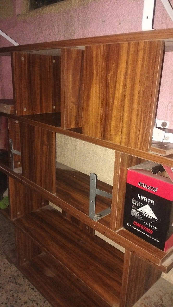 مكتبه معرض خشب صاج السعر ٤٥الف فقط عنوان بغداد الشعب ..رقم الاتصال ***********1
