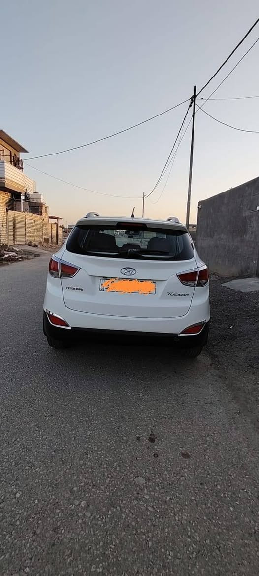 بسم الله الرحمن الرحيم
توسان 2013  خليجي مكفوله  
 محرك 2000 دوش  مكفوله من ضربه وصبغ  وبارد السياره بسمي مكان بابل رقم السياره بابل   سعر 150 وبيها مجال 
الاستفسار 
***********
***********
