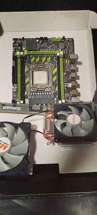 مذر بورد ورامات سامسونك ddr3 32 g  ومذر بورد ومعالج من شركه انتل ومبرد...