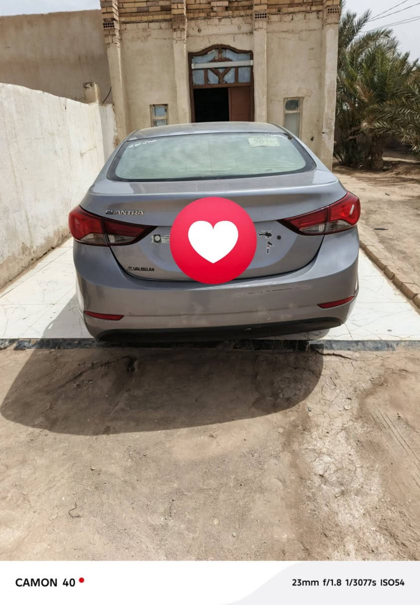 ‏السلام عليكم سياره انتر مديل 16/مريكي
‏سياره جهازه تبريد شغال حداديه جاهزه 
‏بيه بيبان ثنين مبدل تبديل 
‏ومتكفل من عيب شرعي واصوليات 
‏رقم /***********
‏عنوان / ذي قار  سوق شيوخ الطار 
‏سعر /85/و بيه مجال 
‏
