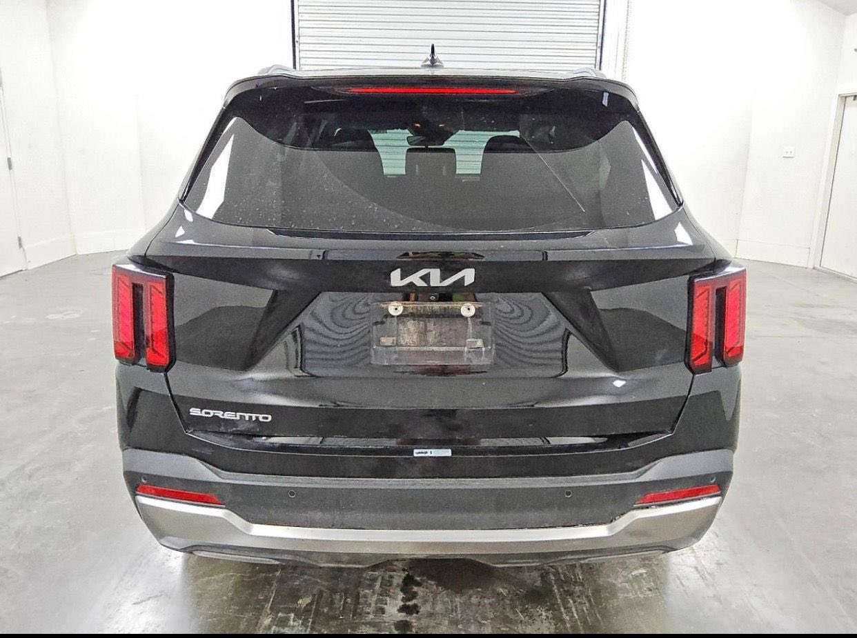 السلام عليكم
سورنتو 2024
حادث مثل ماواضح بصوره
فول عده الفتحه
موعد الوصل25/4 
السعر واصل للميناء بدون كمرك
وتصليح155 
***********
