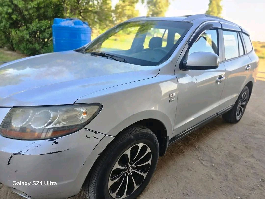 بيع فقط سنتافيه كاز متوام رقم وسنويه بغداد بيه حصه كاز كل المحطات سياره جاهزه مكينه وكير وحداديه وتبريد ثلج 7 راكب كهربايات كله شغاله مرايه شفط حساس خلفي طخم تايرات جدد لايت عالي زنون سعر 38 بيه شويه مجال مكاني ذي قار ***********
