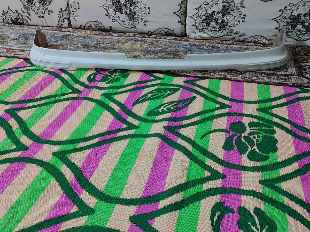 السلام عليكم شباب عندي لحيه مراسي ثور هي والعتب جدد لون ابيض صدفي السعر 125 مكان نجف احنا والعتب ***********
