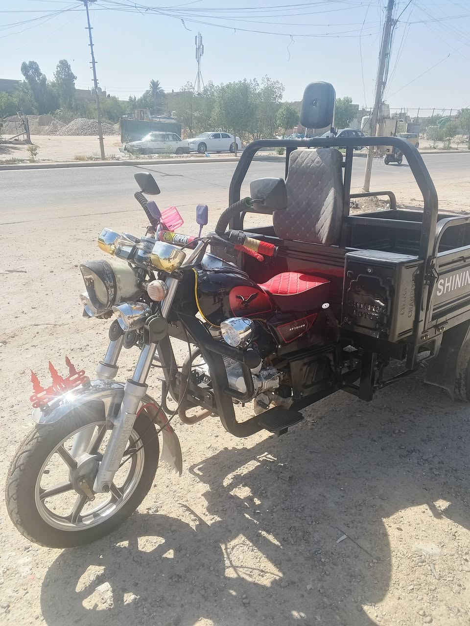 عليكم ستوته موديل 25 باب اول محرك 200 ويل صاب تاير عريضه 13 ستوته خير من الله السعر مليونين وميه العنوان بغداد السيديه التلفون بي وتساب ***********
