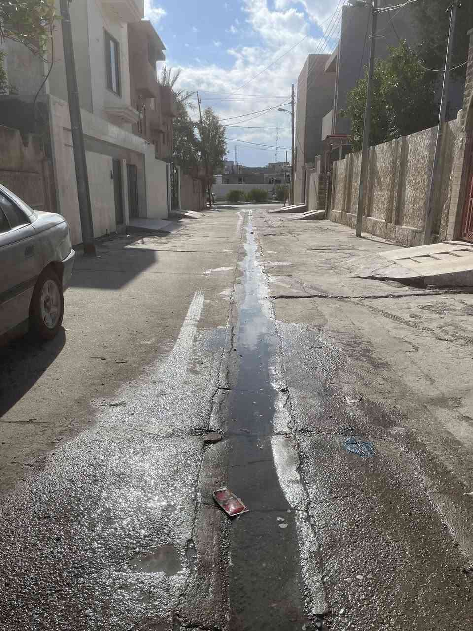 #عروض_عقارات_البدوي
ارض للبيع 
في حي السكر موقع جيد (قرب سايد الفوج )
المساحه ١٣٠ متر واجها ٦.٥ 
شارع صبه 
للاستفسار *********** /***********
