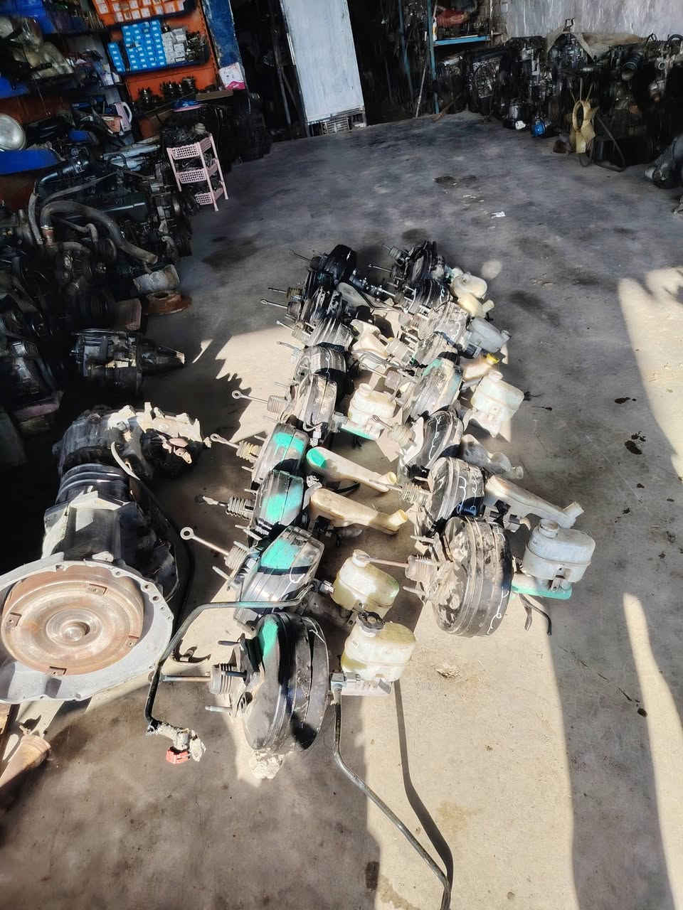 السلام عليكم
متوفره جميع قطع غيار جيب شيروكي جيب لاريدوه جيب نتروه جيب لبرتي
العنوان ذي قار حي صناعي بلوك الرابع محلات سعد للتصل ***********
