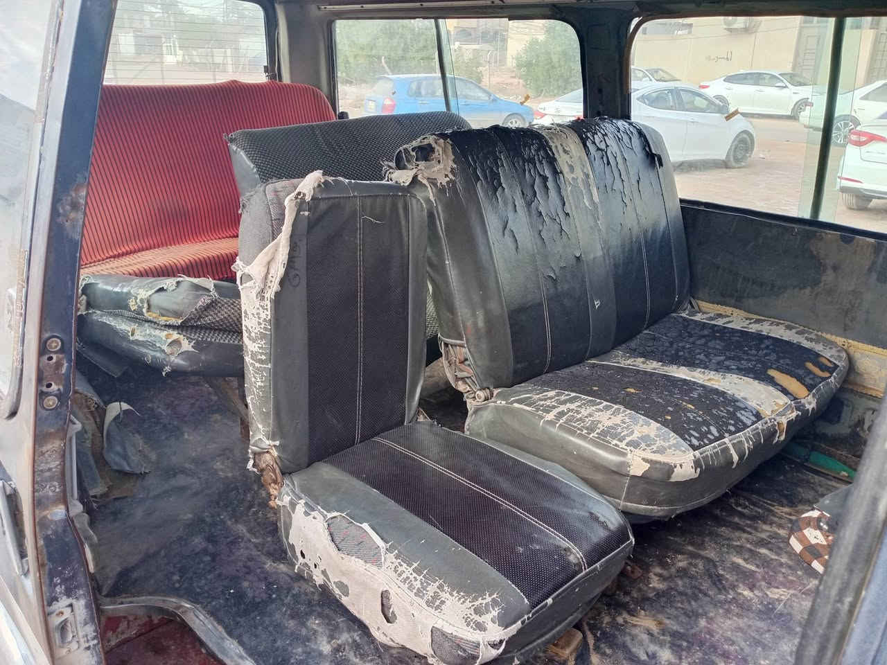 كيا للبيع بيتا موديل.93سنوي.لل27.رقم ألماني السعر 23 مكان كربلاء متواجد.عل الهاتف ***********
