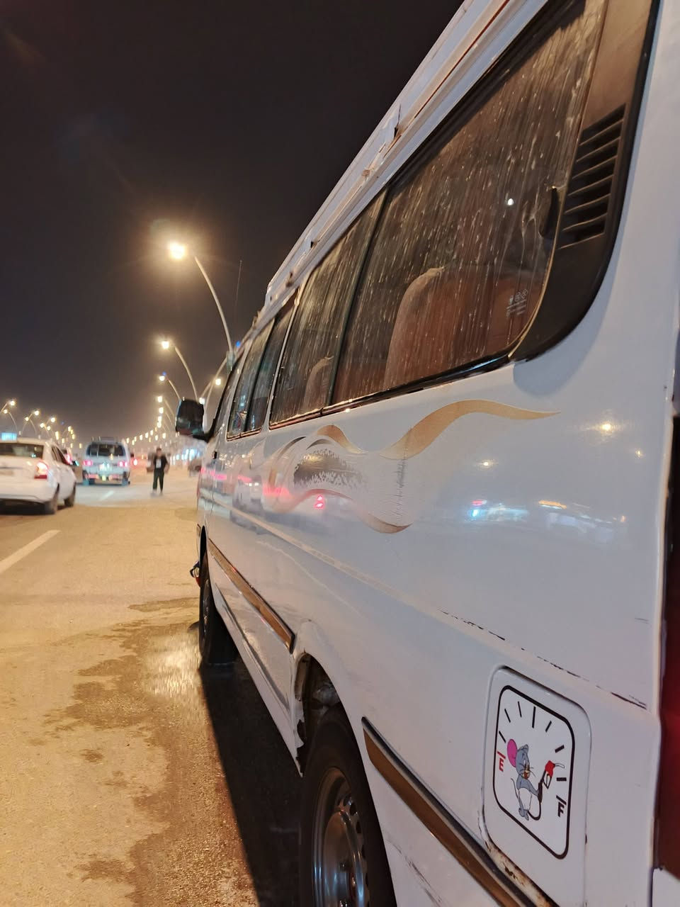 سلام عليكم من رخصه الادمن سياره فتون موديل17سياره  مكينه كير اكسن خير من الله خياس قليل سياره جاهزه مصفره هيئة وغرامات تبريد شغال نقصه بس كلج كمبريسر فقط تلبسه كشنات كاعيه كامله سياره حلو كهربأيات كلها شغاله زوج تايرات جدد مكان السياره البصره الجزيره  السعر 75وبيها مجال للشراي للاستفسار ***********
