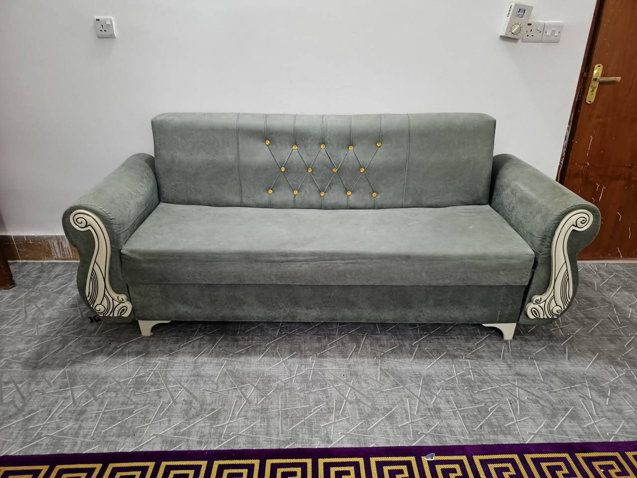 قنفة 10 نفرات للبيع سعر 200 وبي مجال


**إذا كنت صاحب هذا الإعلان وتريد حذفه لأي سبب، رجاءا أرسل رسالة إلى الدعم الفني**