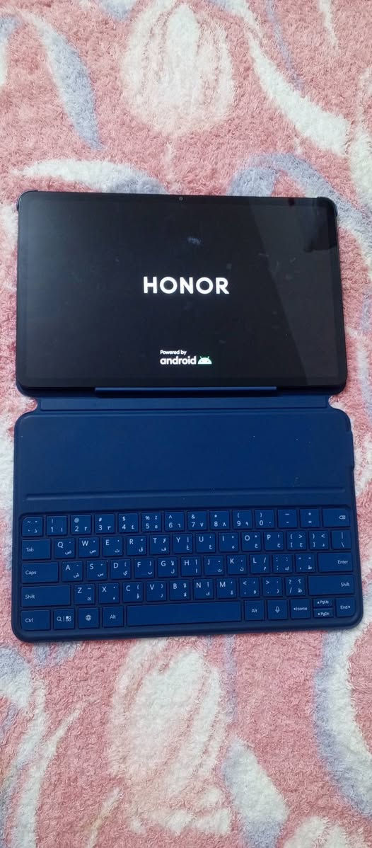 ايباد HONOR Pad 8
snapdragon680 معالج
الذاكره 128 گيگا
دقه الشاشه 2000×1200
حجم الشاشه 12
بطاريه عملاقه 8000
جهاز نضيف بالباكيت
الملحقات كيبورد + شاحنه الاصليه
مع كارتون الجهاز 
السعر 220 بيه مجال بسيط
اتصال او واتساب ***********
