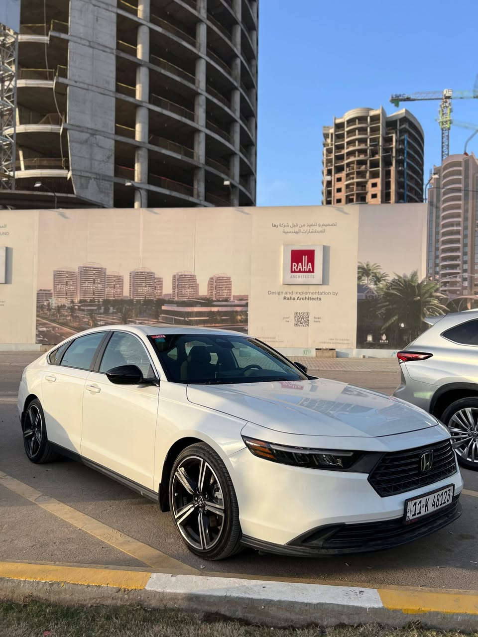 HONDA ACORD 
هوندا اكورد ياباني 
موديل 2024 سبورت 
عداد المسافة. 16 الف ميل فقط 
حادث . ( تبديل بنيد فقط بدون دواخل . شاصي سليم ) 
محرك ٢٠٠٠ هايبرد 
رقم بغداد 
راسلني ادزلك صور حادث وتفاصيل 
***********
