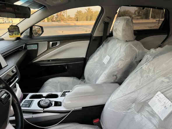 السلام عليكم للبيع k8  وارد كوري غاز
1_ السياره  موديل2023

2_ بصمتين مو بصمه بيه

3_محرك 3500غاز 6 سلند

4_نضام المساج

5_تبريد وتدفه كل الكشنات حتى الخلفي والموقد

6_بردات بلادي

7_ حساسات امامي خلفي

8_ كير ماوس

9_شاشه متصله

10_كشنات كهرباء 

11_ تحكم من الشاشه من الخلف

12_ لايت LED زنون بلادي 

13_ جامات جميعا  اوتو

14_ رادار

15_ نضام ترحيب 

16_ كعده ملكيه 

وهواي مواصفات بيها

علما السياره كفاله عامه 

سعر خاص

للتواصل ***********
