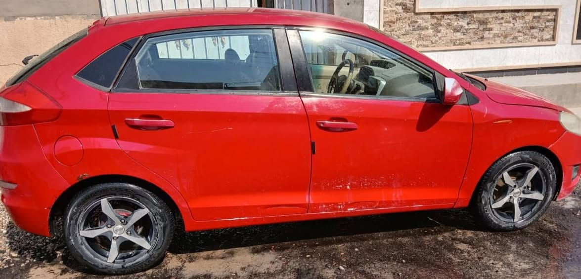 السلام عليكم ورحمة الله وبركاته 
شيري فلاوين 
موديل 2013 
رقم صلاح الدين 
محرك و كير 100% 100
السعر  : 40 
__________________
محتاجة فقط تبديل صدر 
الموقع : صلاح الدين/ سامراء 
للتواصل : ***********
