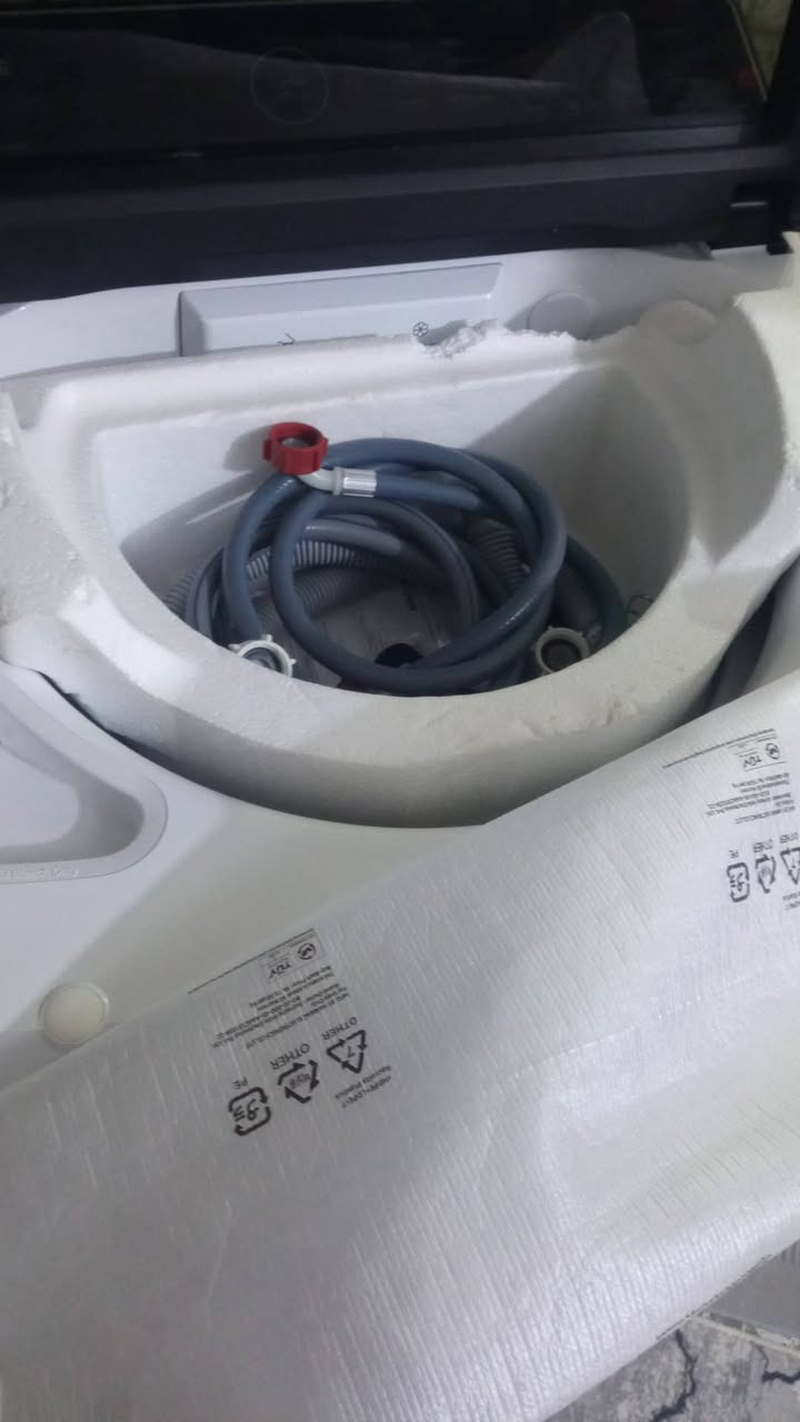 السلام عليكم غساله سامسونك امانت الله صار شهر من أخذته غسلتين غسنه بيه امانت الله للاستفسار على هذا الرقم ***********
