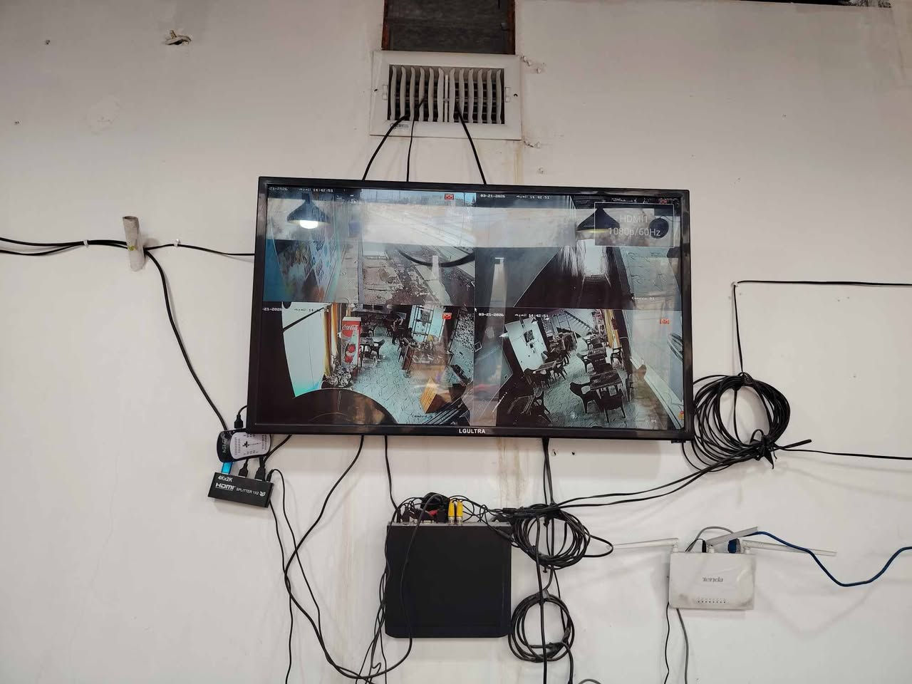 غراض للبيع شلع شلع ماابيع مفرد
العنوان موصل توصيل مااكو
نراكيل 9. 6 طاهى 25 و 3 طاهى 23 
ميوزه 6 كراسي فوك 50 كرسي طبلات 10
مبردات 2 عاديات ومرده كونفيره عنكبوت 1
صوبه غازيه عاليه. 1 
ثلاجه 1 
بانكات تعليك 3
سستم كامرات 4 
ورق دومينه 15
مشعل عينين 1 
قواري جاي 2 
ستكاين 15
دله كبتشينو وكلاصات 15
ايجار 150 بشهر مقدمه يندفع
مولده 6 اميبارت قابل لزياده ونقصان
سونيان 4 عدد 2 وشاشات 4 حجم 42 ايجار من صالة الحدباء ايجارهن 62 الف بشهر مقدمه 
سعر 3 ملاين بيه مجال قليل
وكت التفتيح كلفت فوك 4 ملاين
الشراي يجي خاص


**إذا كنت صاحب هذا الإعلان وتريد حذفه لأي سبب، رجاءا أرسل رسالة إلى الدعم الفني**